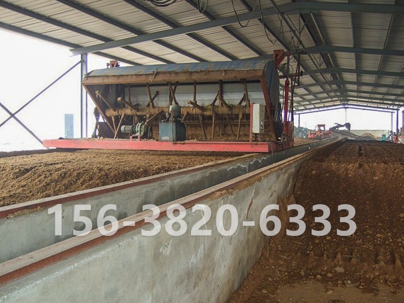 有機(jī)肥發(fā)酵翻拋圓盤(pán)造?，F(xiàn)場(chǎng)